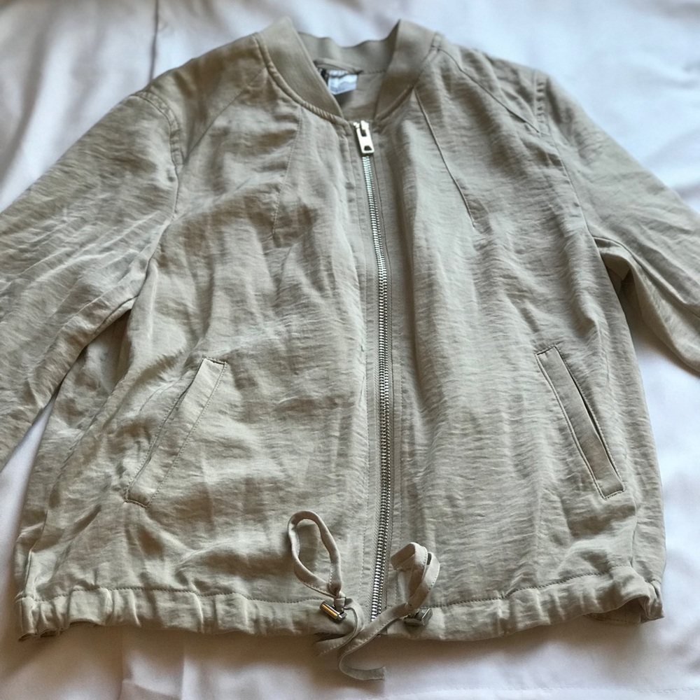 Cream Ligh Jacket